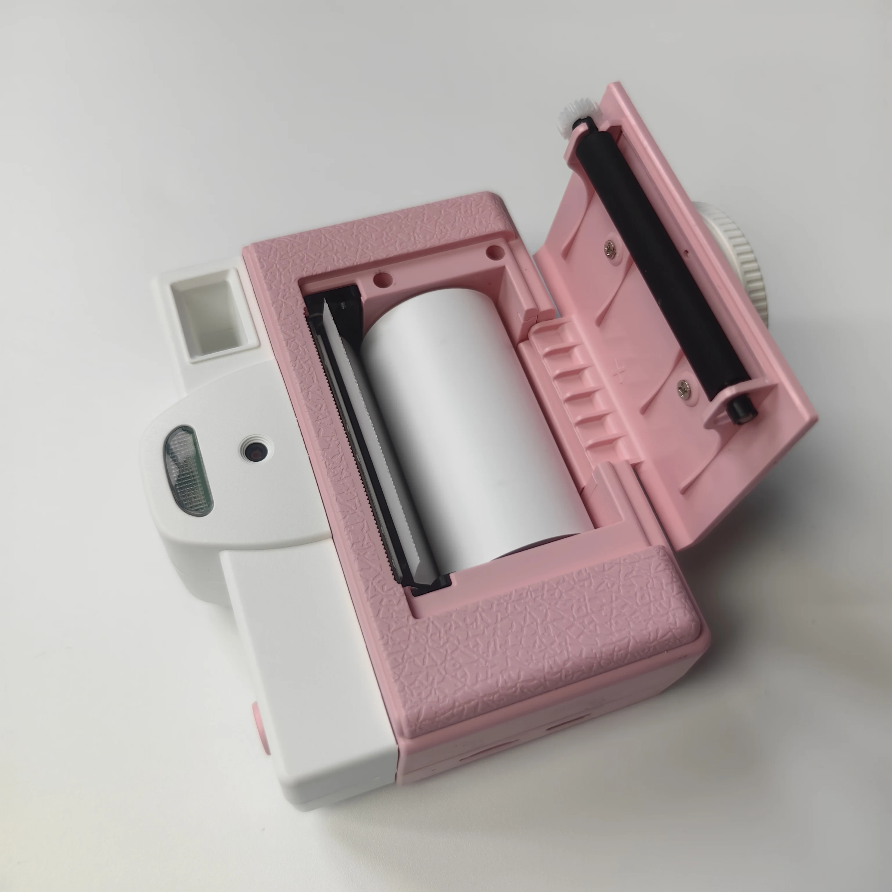 Kids Instant Print Camera with 1 roll of printing paper Inside, HD Photo Printer,57mm Continous Thermal Print Paper