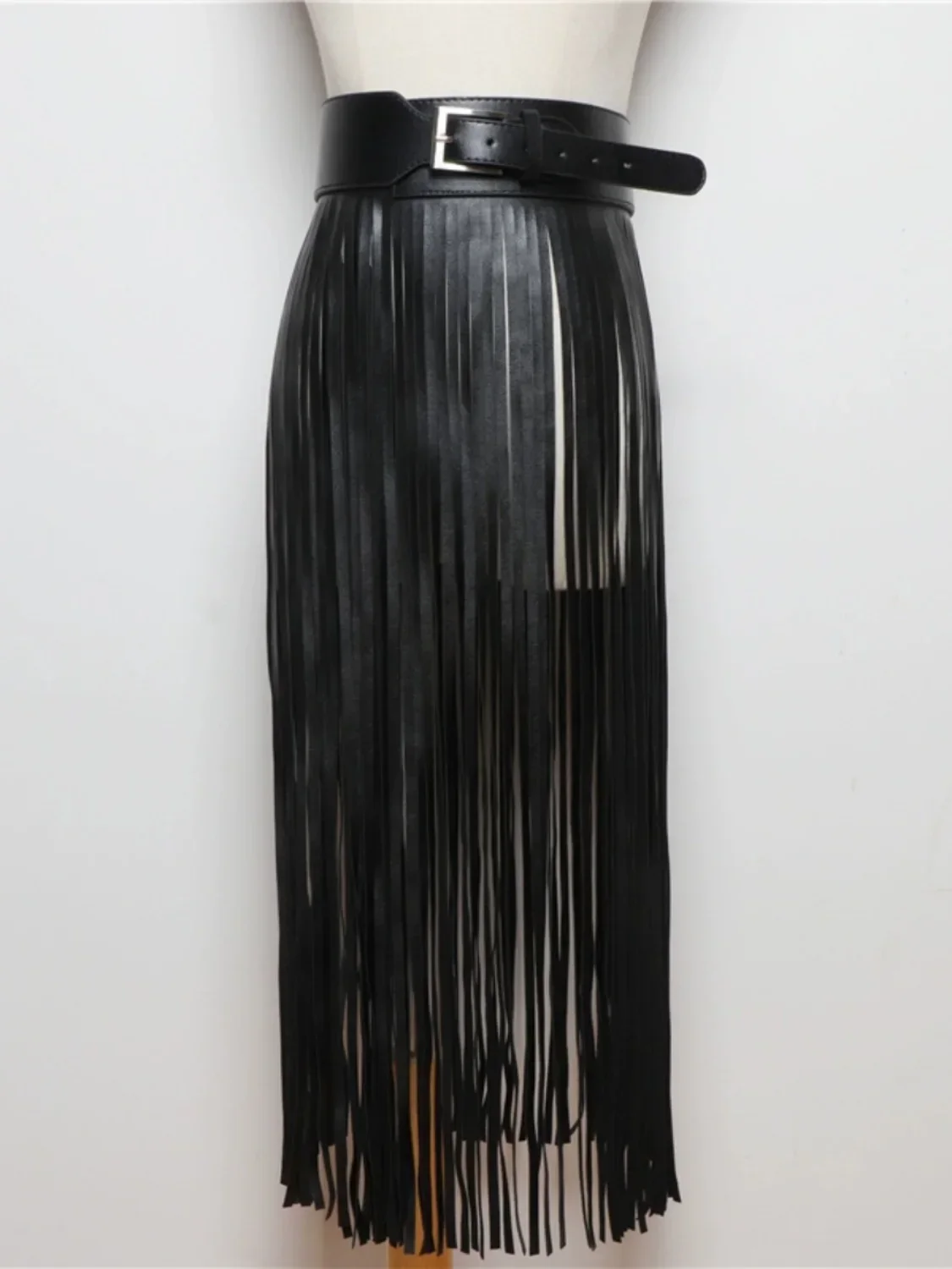 Women's Gothic Black Tassels Long Skirt Ladies High Waist Fashion Punk Style Slim-Fit Elegant Leather Skirt with Belt Autumn