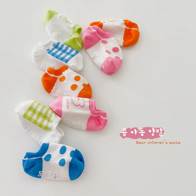 

1-8 Year 3 Pairs 2022 spring and summer polka dot plaid invisible socks non-slip dispensing socks for boys and girls