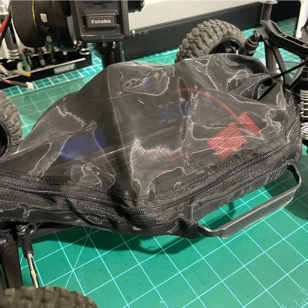 Putekļu necaurlaidīgs pārvalks RC 1/10 Traxxas Slash, ūdensnecaurlaidīgs neilons