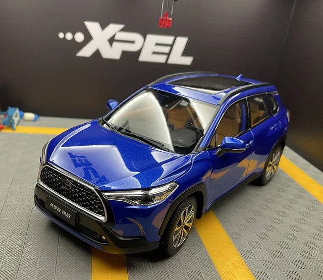 1/18 カローラクロス