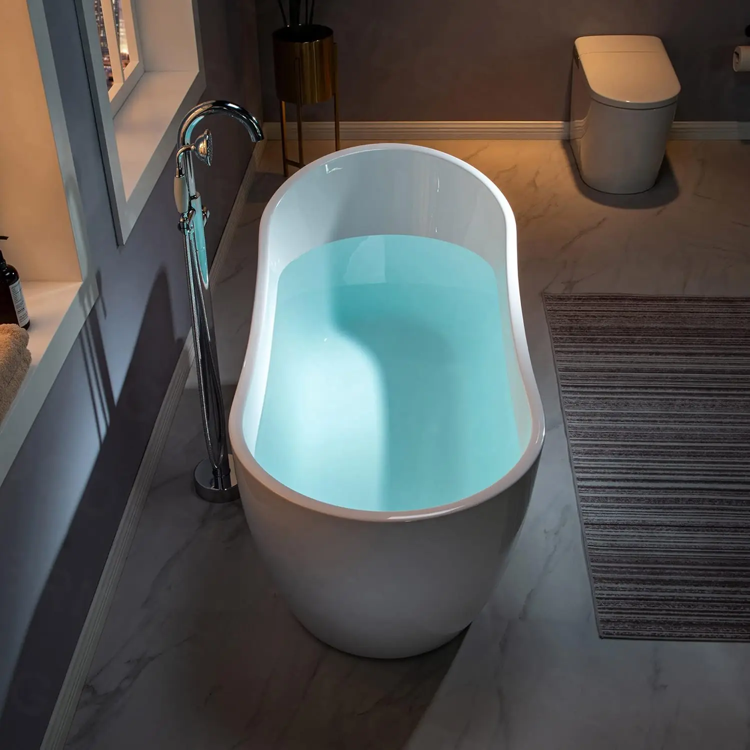 59" Acrylic Freestanding Bathtub Contemporary Soaking White Tub with Chrome Overflow and Drain White Non Slip Design