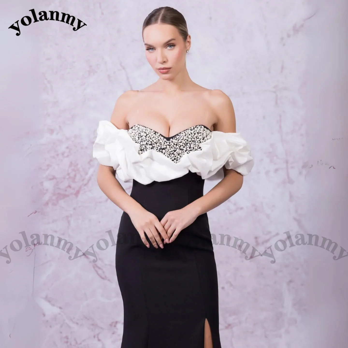 Stylish Sweetheart Wedding Guest Dresses for Women Off the Shoulder Rhinestone Customized