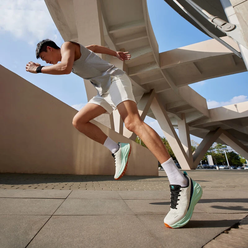 أحذية CAMEL للرجال والنساء