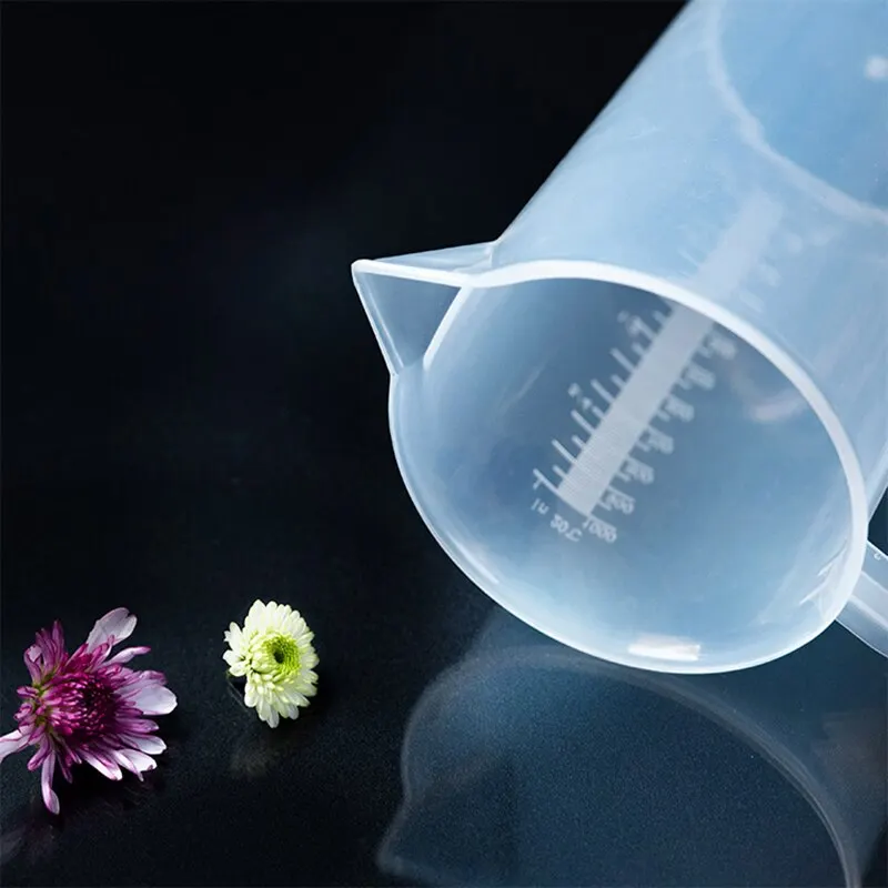 Laboratory Tool Plastic Measuring Cup 500ml Large Cylinder Graduated Measuring Container Handle Pour Spout Plastic Measuring Cup