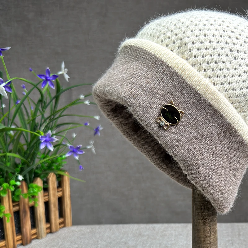 2025 New Natural fur pompom hat Women High quality Color block Beanies Winter Travel  Hats for women Warm Female hat 4