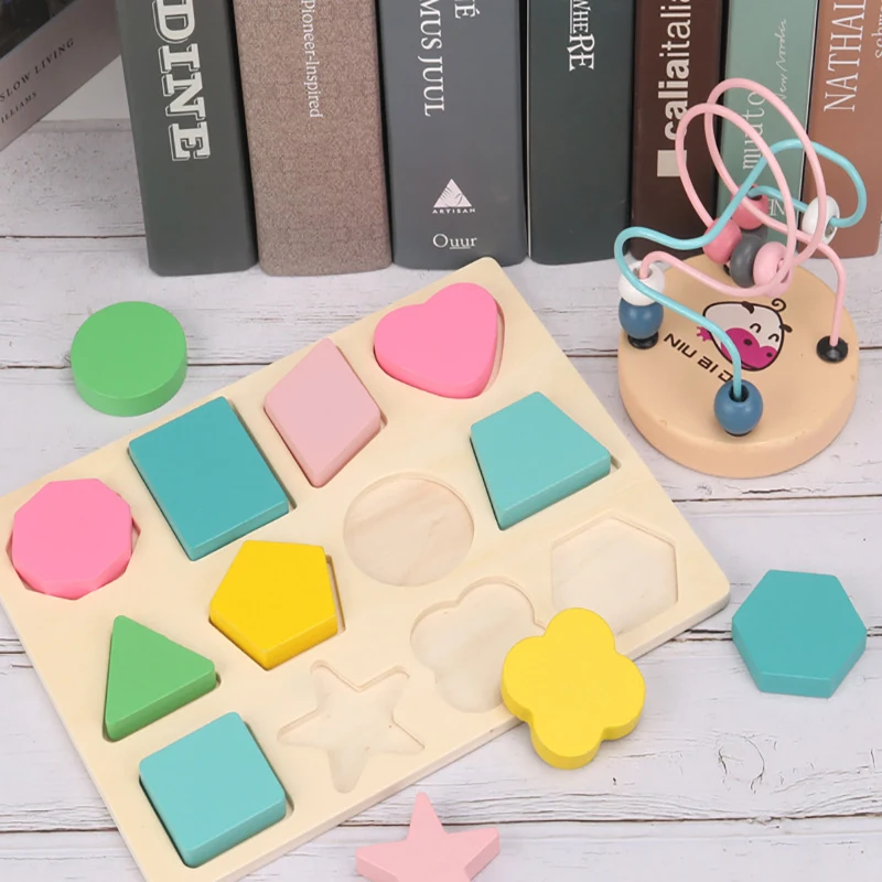 Puzzle-bois – formes-pastelles-planche-bibliotheque