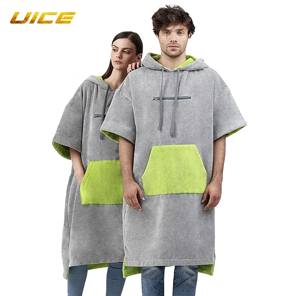 Badjas poncho met capuchon voor zwemmen en strand activiteiten_voghion.com