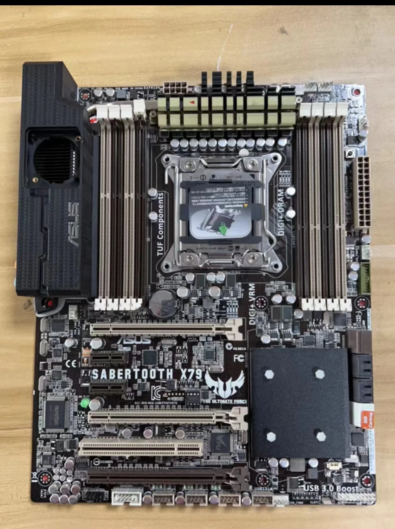 

Материнская плата Intel X79 SABERTOOTH X79 б/у оригинальная LGA 2011 LGA2011 DDR3 32 Гб USB2.0 USB3.0 SATA3 десктопная материнская плата