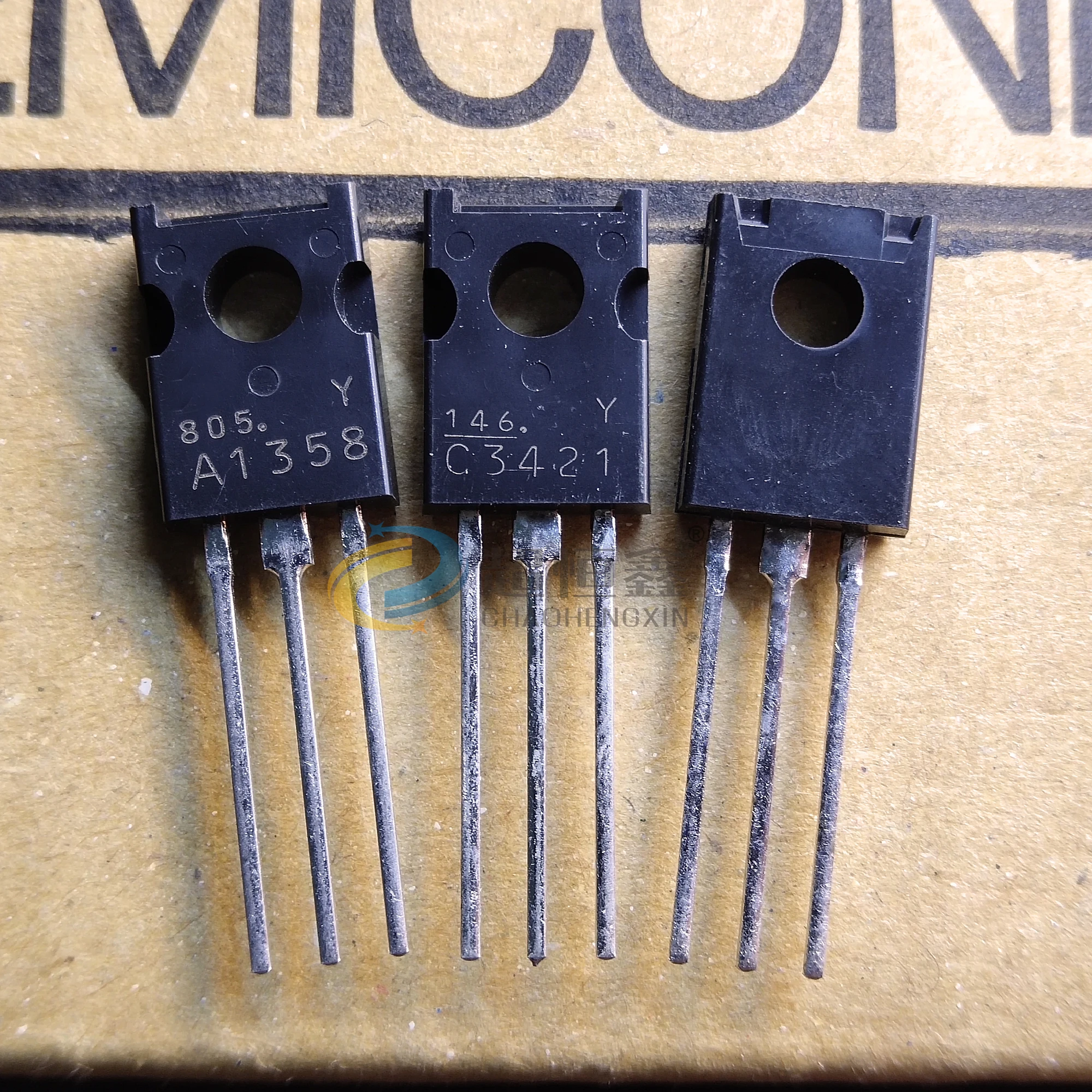 1 pair Japan original TOS 2SA1358 2SC3421 A1358 C3421 Y TO-126F Nonmagnetic