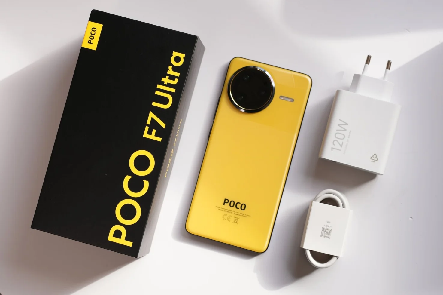 【美品】POCO F7 Ultra イエロー　おまけ付き New POCO F7 Ultra Global Edition NFC with Snapdragon 8 Elite 50 MP