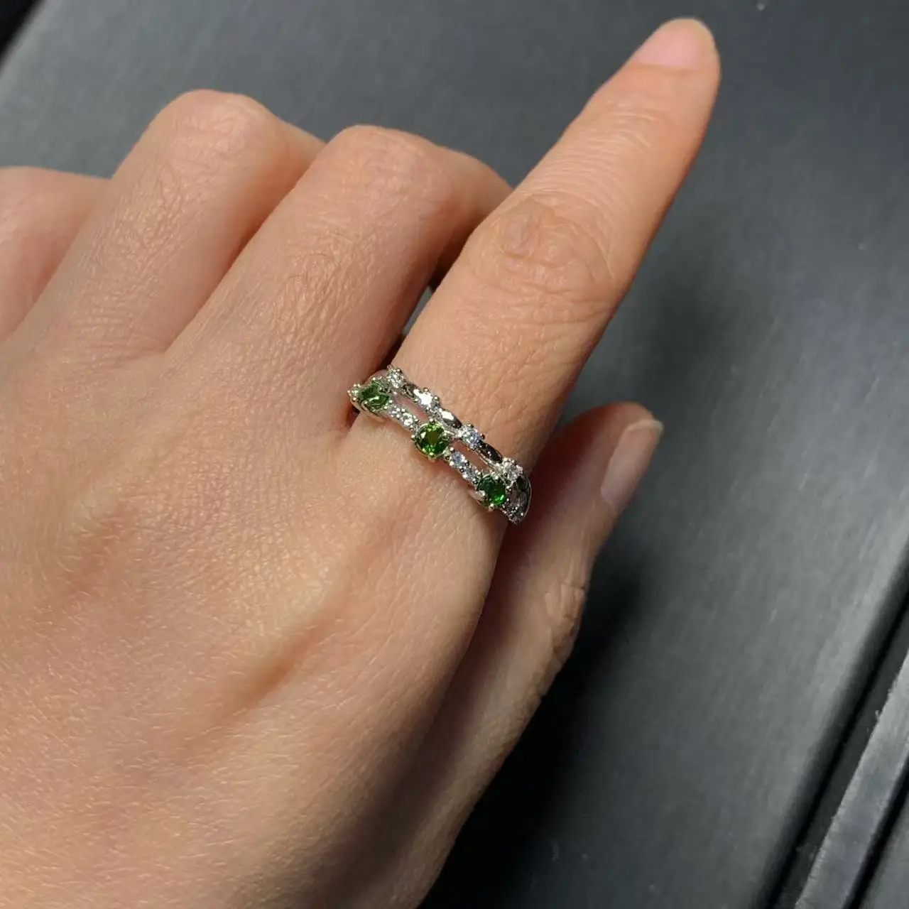 Multi-particle VINTAGE Natural Diopside Ring Adjustable Female Ring Women Gift Wholesale High Quality Fine elegant