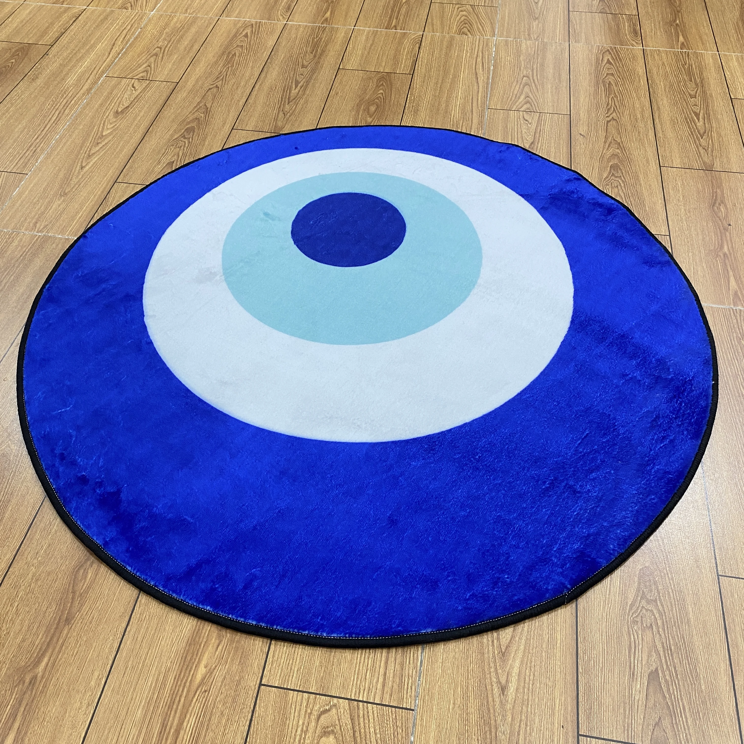 

Blue Eyes Carpet Digital Printing Technology Simple Housewarming Gift Handmade Non-Slip Decorative Carpet