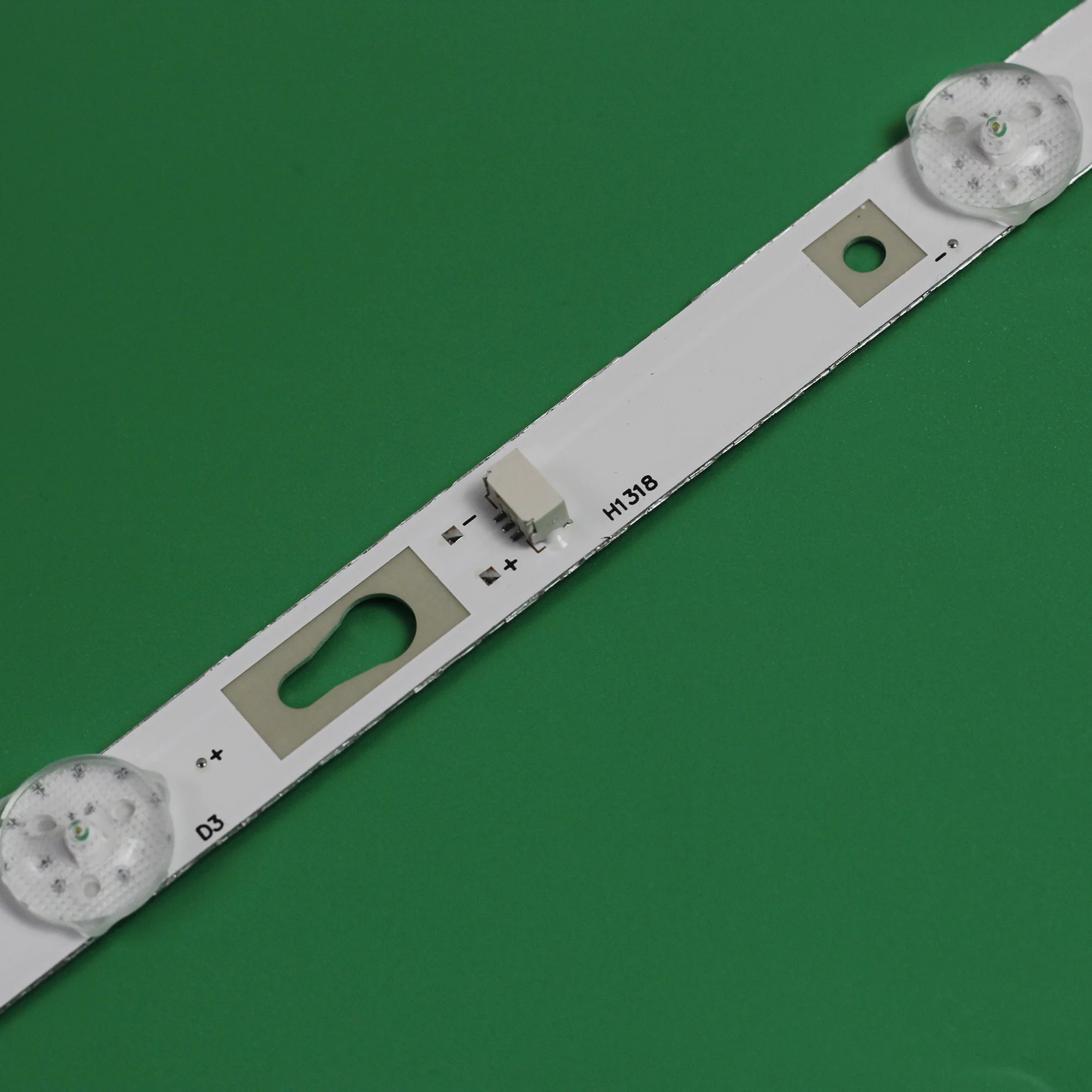 ο 2 / 7LED LED Ʈ Ʈ TCL 4C-LB320T-HRAC 32D1200LG 7X2 32HR332M07A5 V1