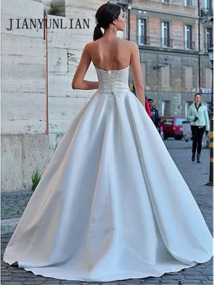 사용자 정의 새로운 도착 Strapless a 라인 웨딩 드레스 Ruched 새틴 가운 바닥 길이 신부 드레스 레이스 업 Vestidos De Noiva