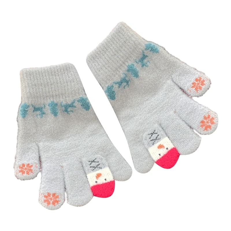 Рисунок 2 - Толстые варежки с героями мультфильмов