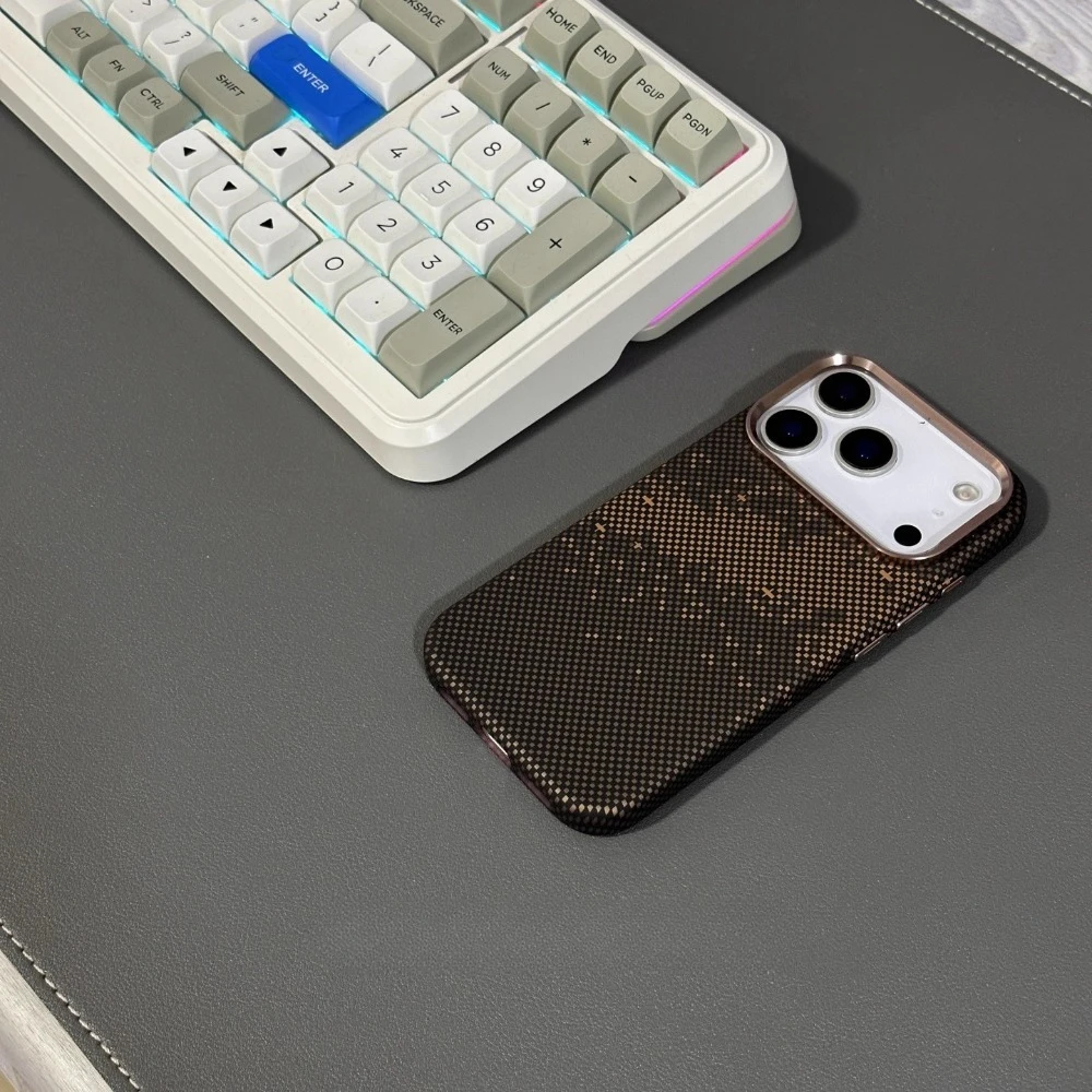 Korean Style Magnetic Carbon Fiber Texture Phone Case with Camera Lens Protection