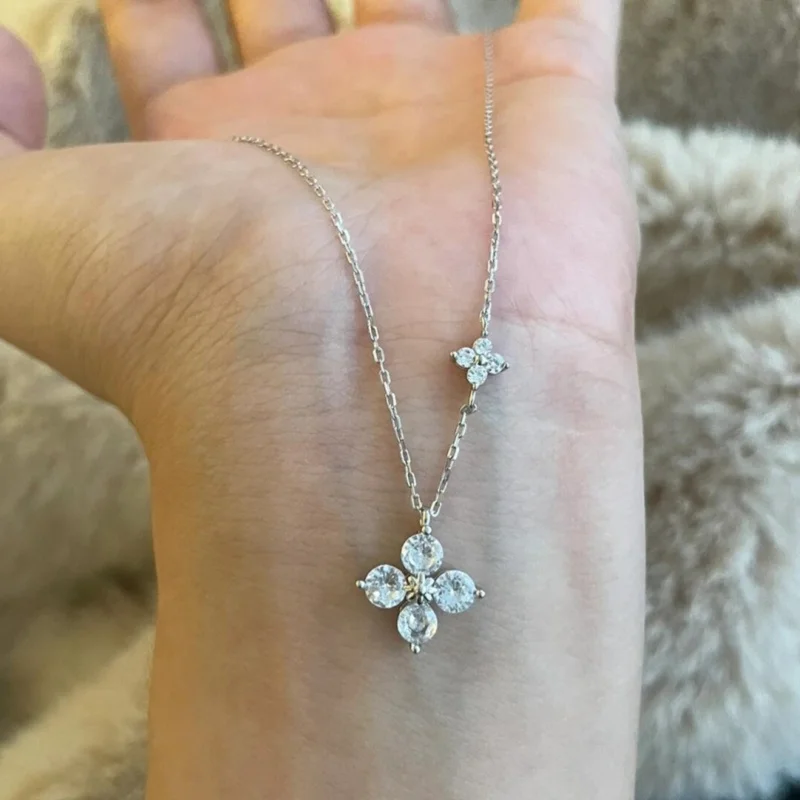 Elegant Four leaf Flower Cubic Zircon Necklace for Women Light Luxury Chain Neckalce Wedding Jewelry Gifts