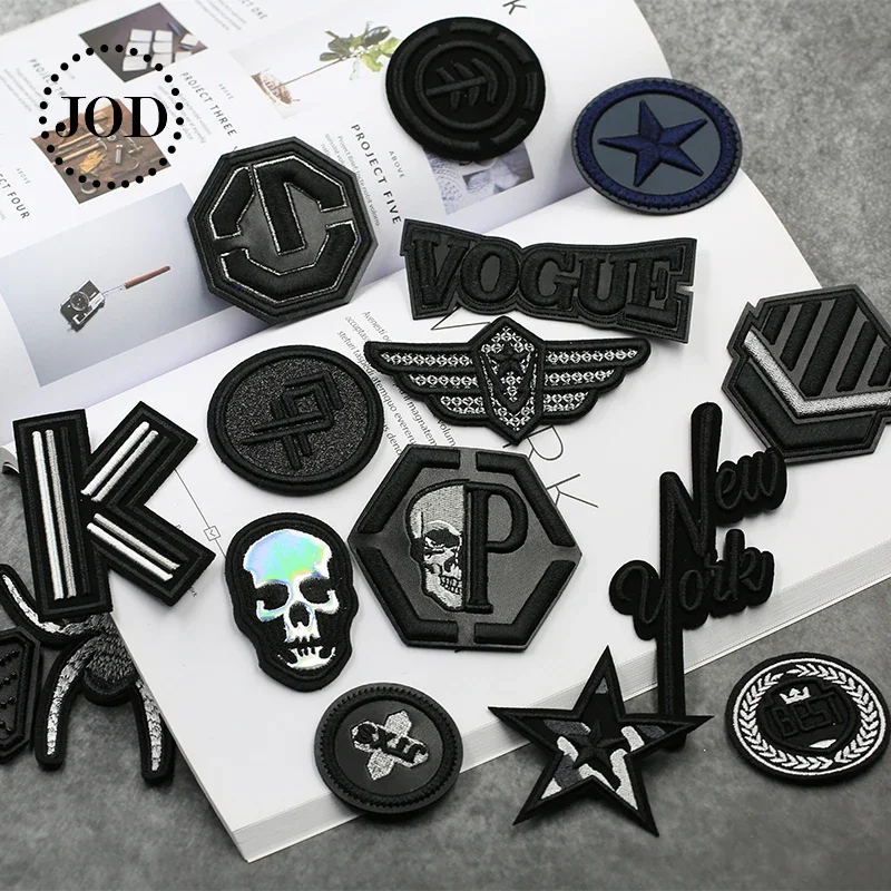 3D Leather Skull Black Sewing Embroidery Patches for Clothing Biker Decorative Clothes Patch Applique Sew on Applications
