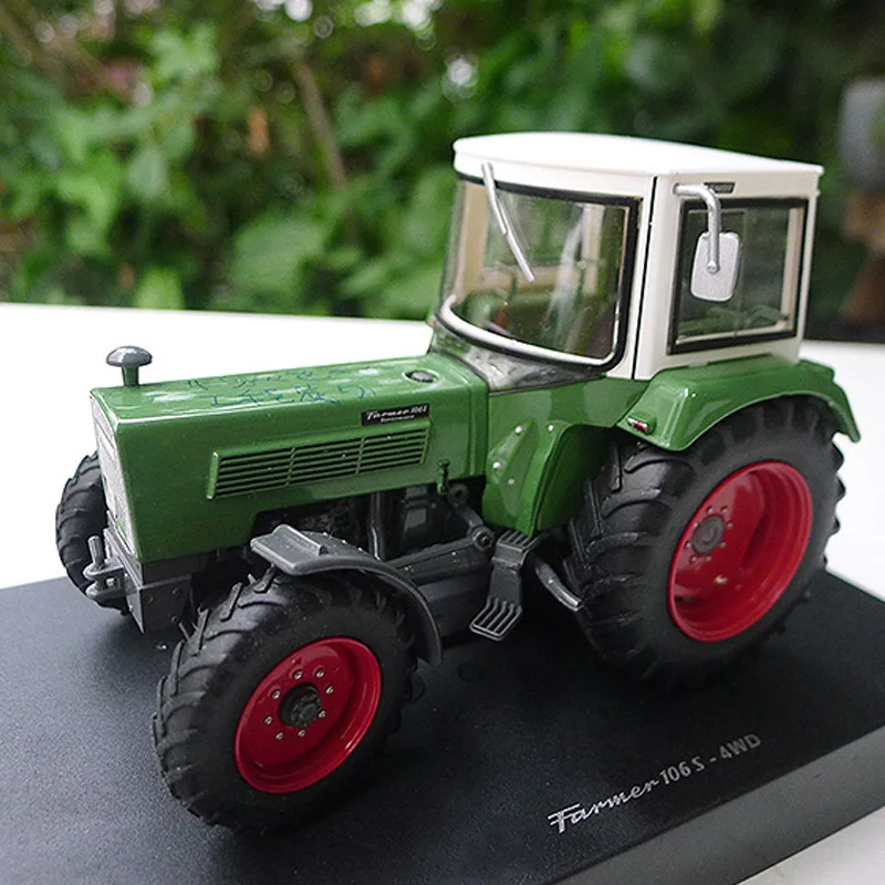 

Diecast Alloy 1:32 Scale Fendt Farmler 106 S Tractor Cars Model Adult Classics Collection Toys Souvenir Gifts Static Display