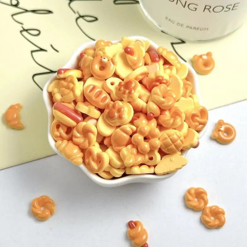 30PCS Nette Kreative Wurst Brot Nail art Dekorationen Simulierte Smiley Toast Katze Pfote Brot Dessert Serie Nagel Charms DIY nägel – Detail 8