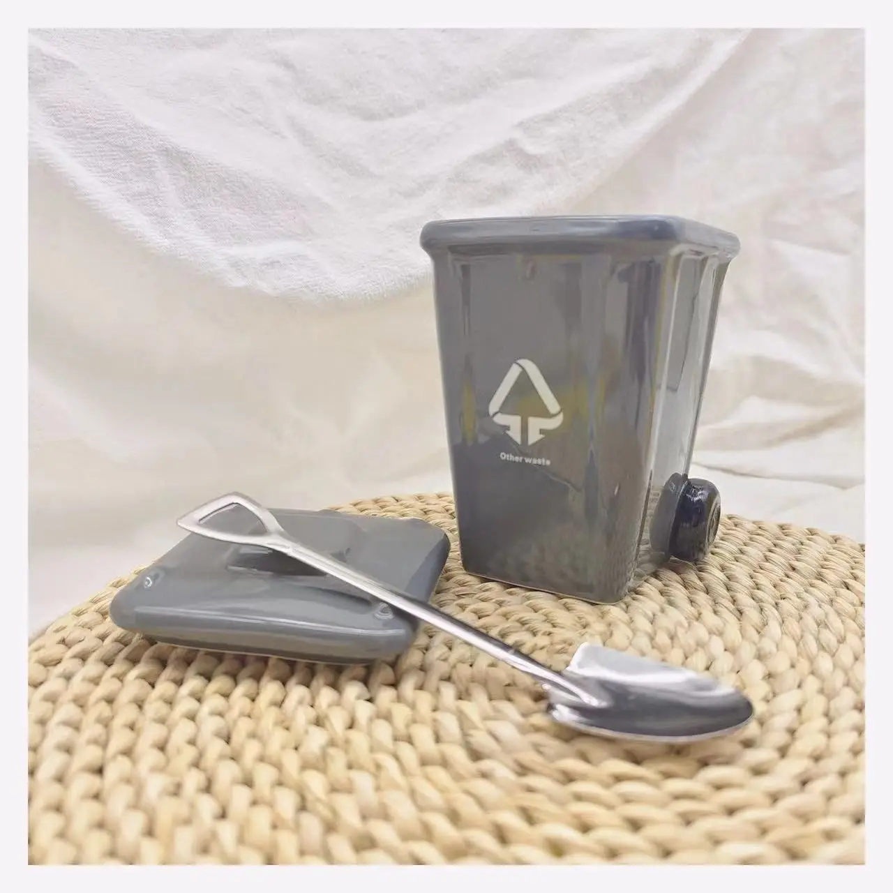 كوب سيراميك مضحك لسلة المهملات، أكواب قهوة مكتبية...