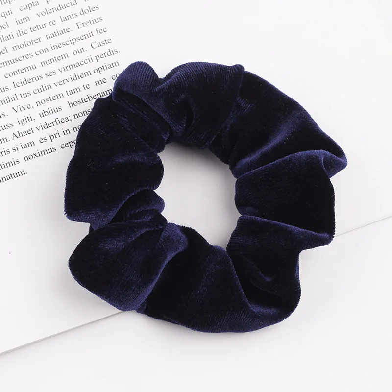Elegant Velvet Scrunchie – Stylish Elastic Hair Accessory
