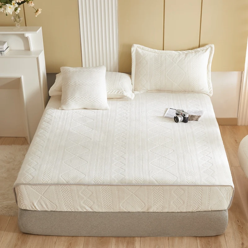 Warm Milk Velvet Bed Sheet Style Thick Comfort Mattress Cover Single Queen King Size Elastic Band Fixed Mattress Protector Decor 6
