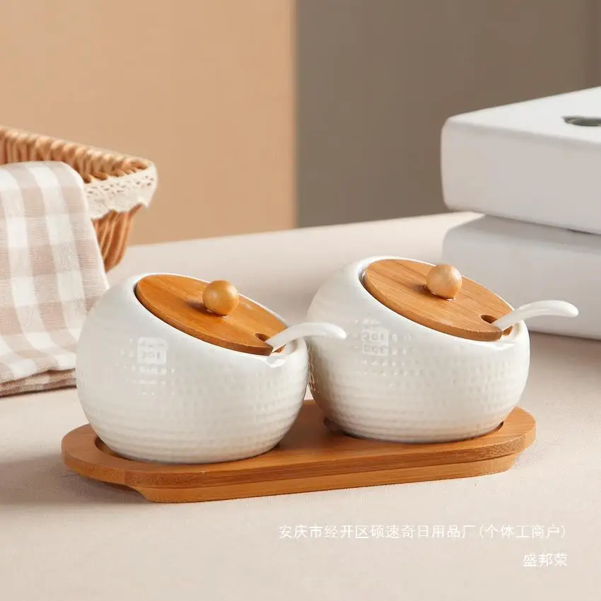 Seasoning Box Chili Jar With Lid Seasoning Bottle Jar Set Box Ceramic Salt Household Kitchen Supplies Storage Tank