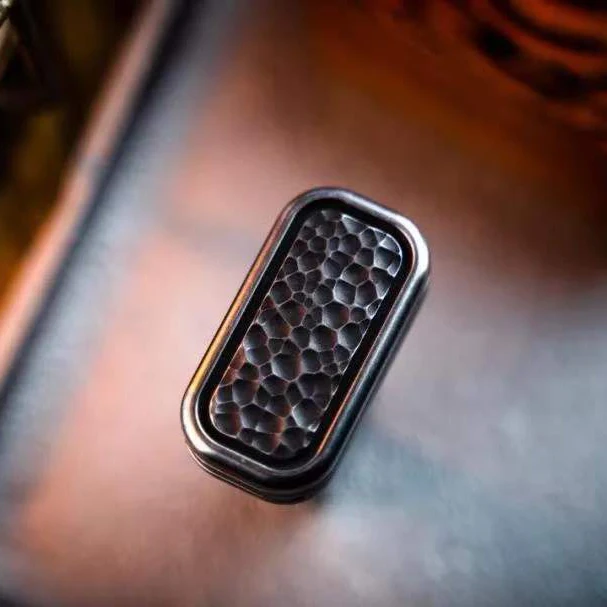 Mackie cp3新テクスチャプッシュブランド指先スピニングトップ