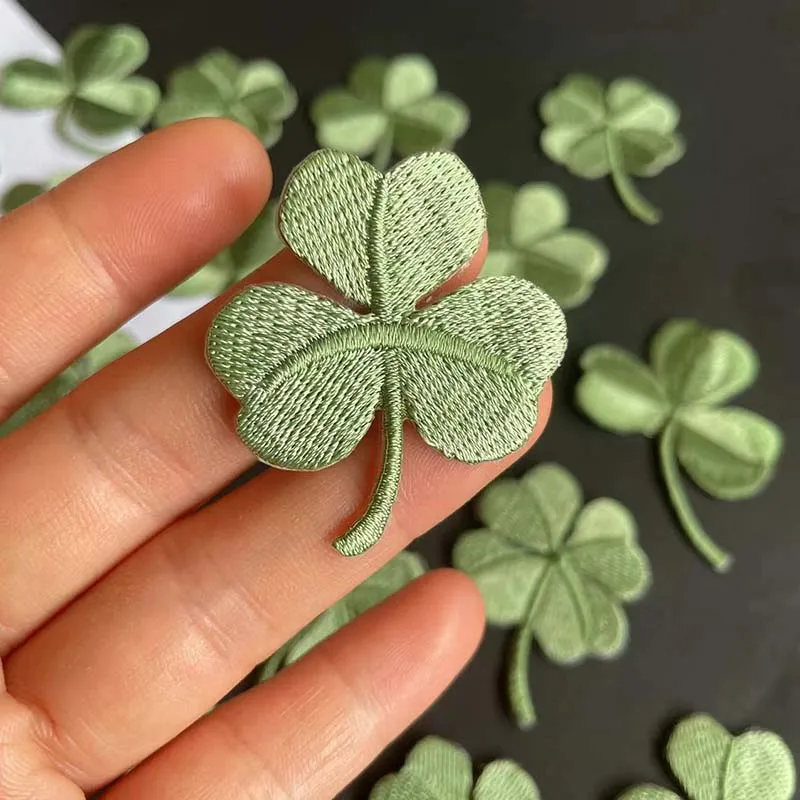 9 Stück/Grün Stoffblätter-Applikation zum Aufbügeln, Glücksklee-Blumen-Stickerei zum Aufbügeln, DIY-Kleidungsnäh-Aufkleber – Detail 5