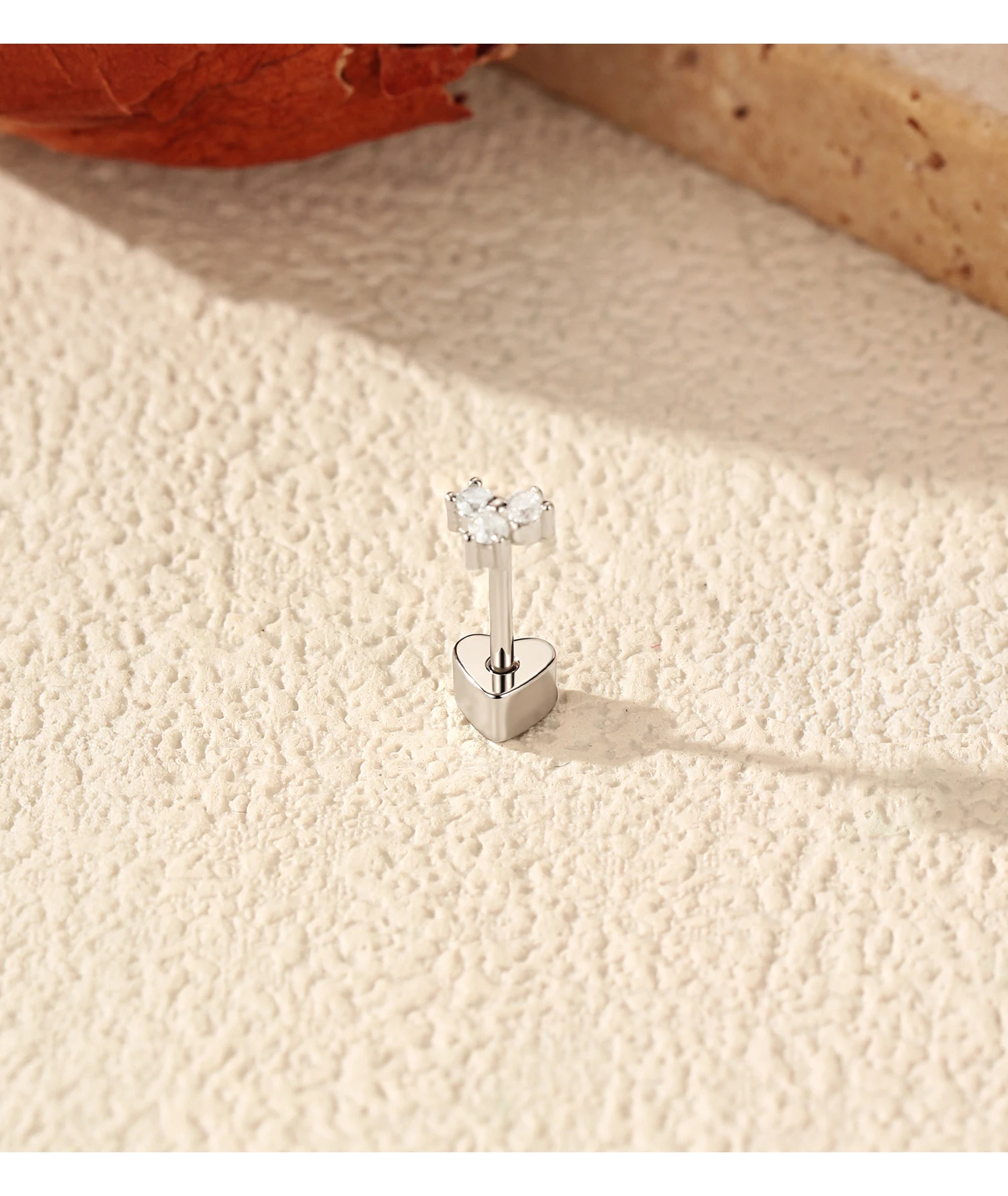 MODIAN D-Farbe Moissanit 925 Sterling Exquisite funkelnde Blumen-Herz-Schraub-Ohrstecker für Damen und Herren, edler Schmuck – Detail 17