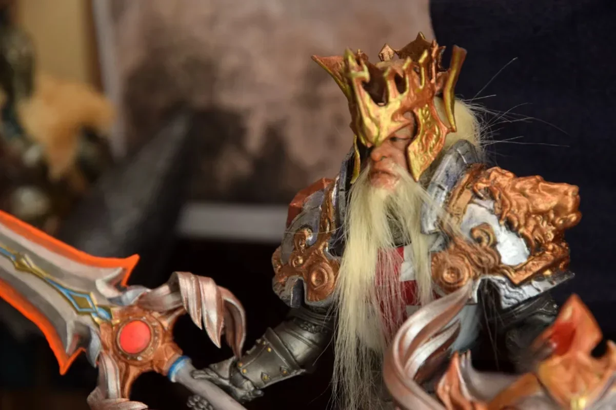 1/6 Scale Crown Helmet Model for 12'' Figure