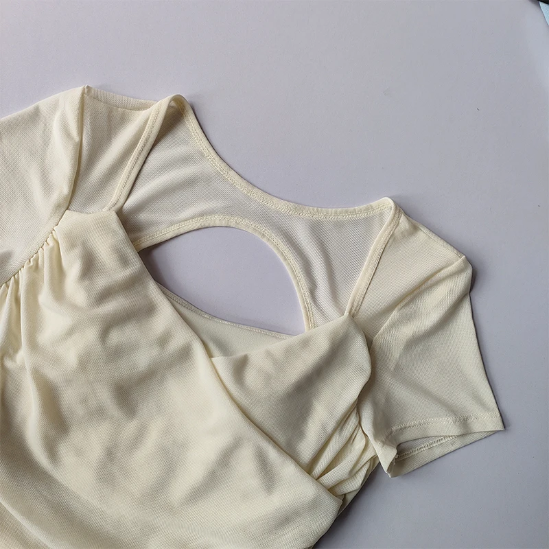 Advanced French Mesh Yoga Suit for Women's Top Pilates Short Sleeved Sportswear with Chest Pad Fitness T-shirt Short Style