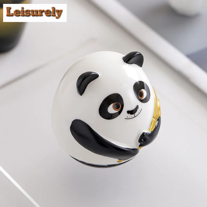 Panda Embracing Bamboo Tumbler Tea Pet Handmade Exquisite Miniatures Tea Figurine Play Toys Tea Statue Ornaments Craftsmanship 