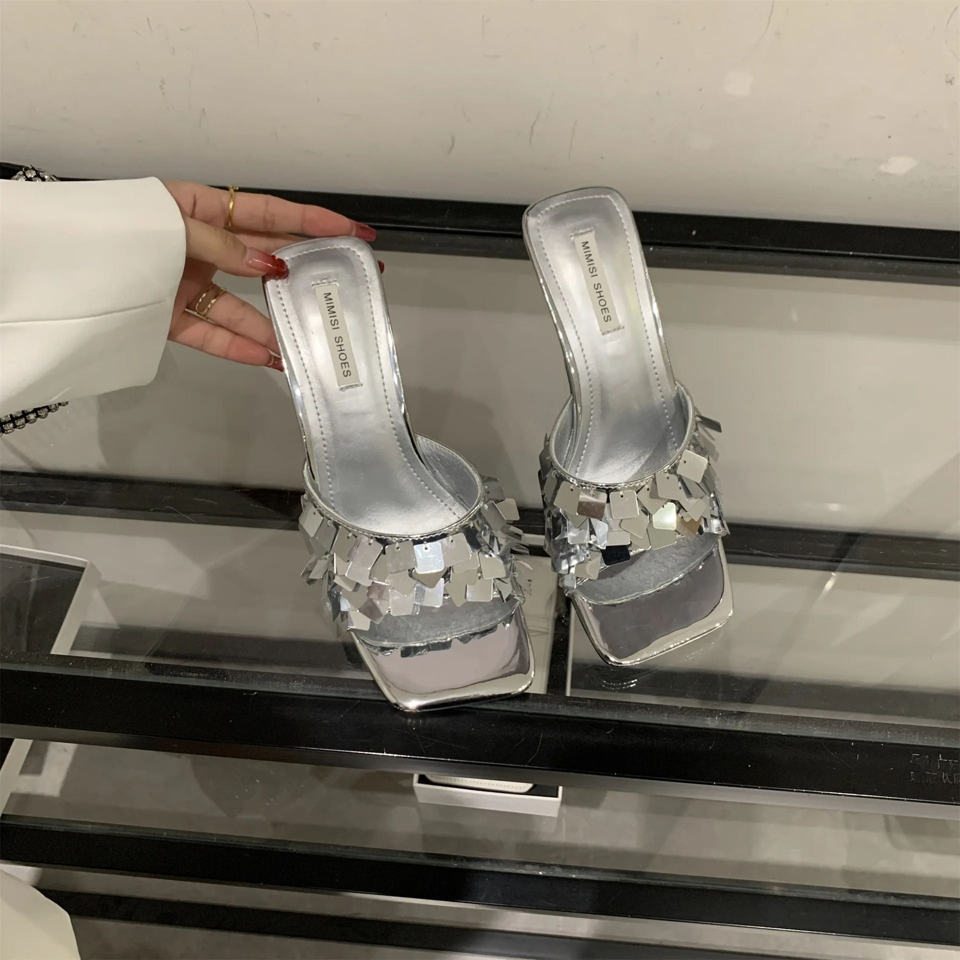 

High-Heeled Shoes Lady Slippers Women Summer Low Square Toe Rubber Flip Flops Slides Pantofle Silver Hawaiian 2024 Fabric PU Rom