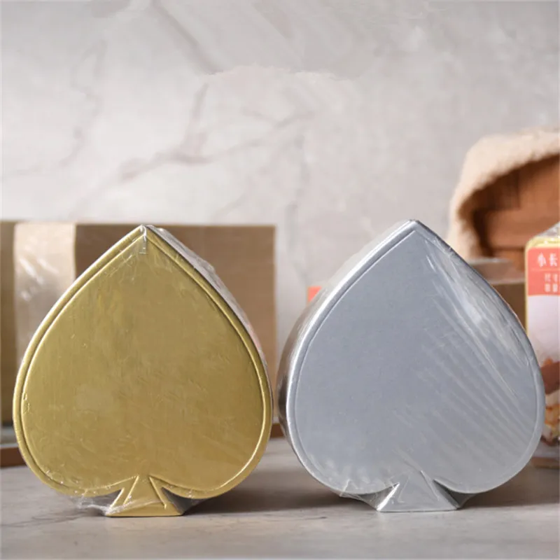 

100 Pcs Gold Silver Heart Shape Mousse Boards Paper Dessert Displays Tray Disposable Cake Cardboard Pastry Tool