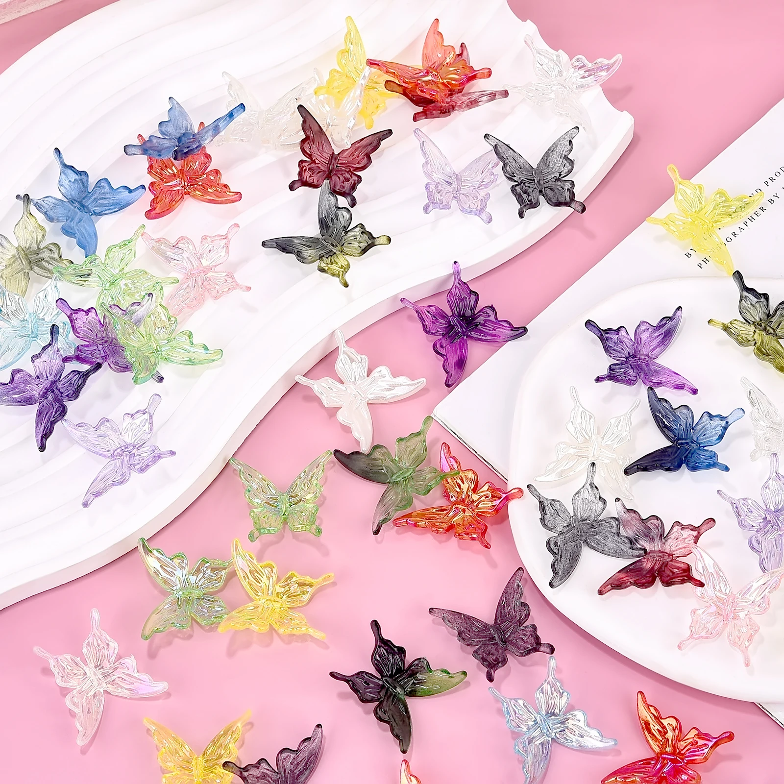 20pcs Transparent Gradient Color Butterfly Acrylic Beads Charms For DIY Jewelry Making Necklace Bracelet Keychain Accessories