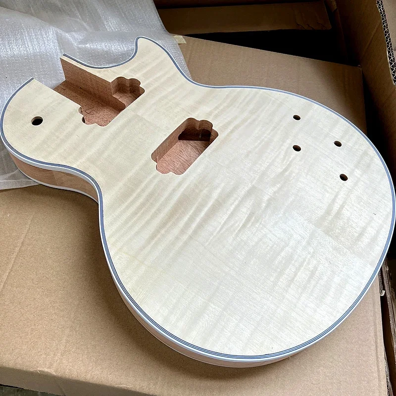 Gitarrenkörper Aus Ahagoni Und Ahornholz Für E-Gitarren