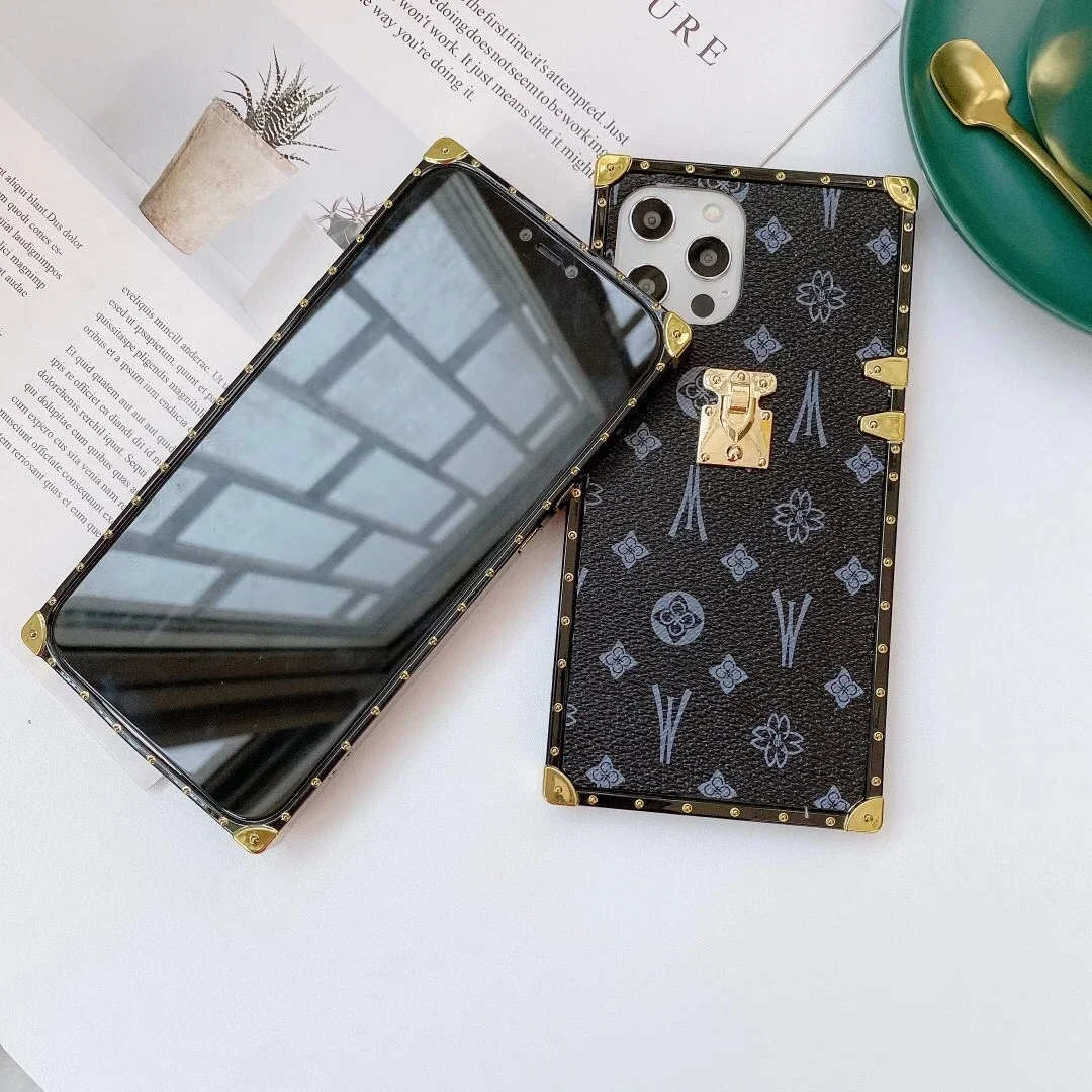 Luxury Geometric Leather Phone Case - Fashion Square Design