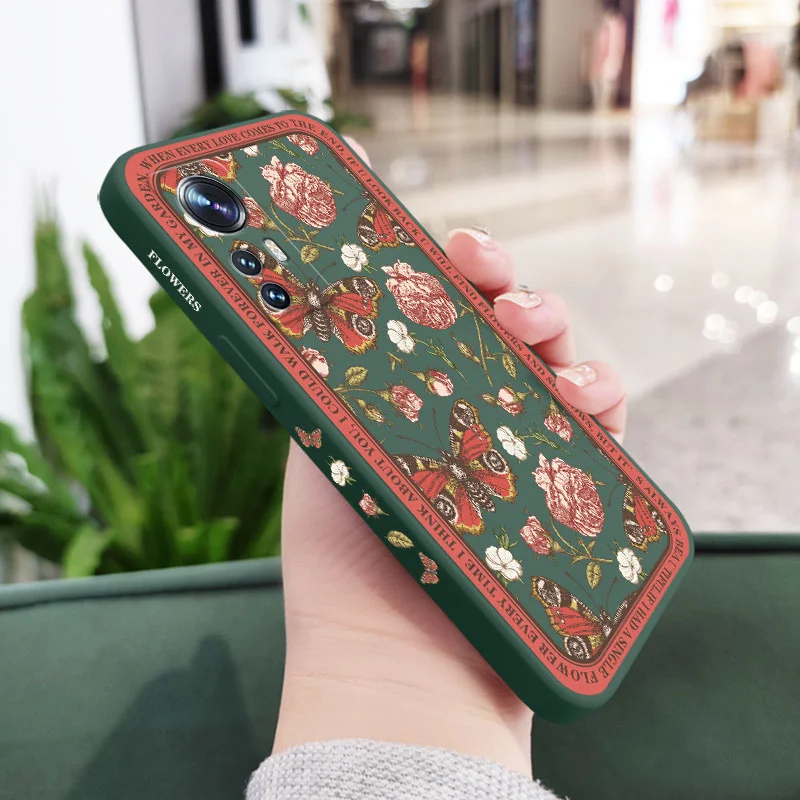 Classicism Flower Design Phone Case