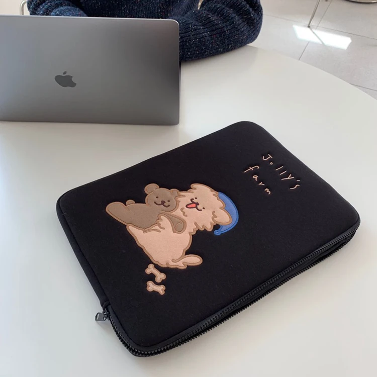 Chic and Stylish Laptop Sleeve - Protective Carrying Case