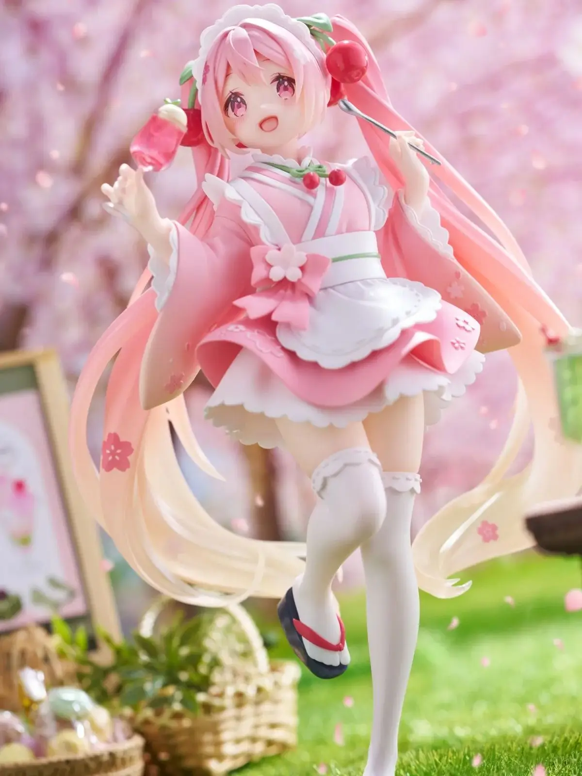 Hatsune Miku Figurines