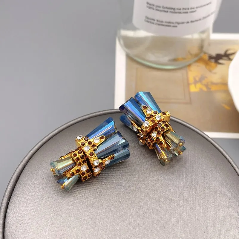 French Socialite Style Luxury Hyperbole Crystal Front And Rear Style Stud Earrings Women Ceremonial Dress Match Earring Jewelry