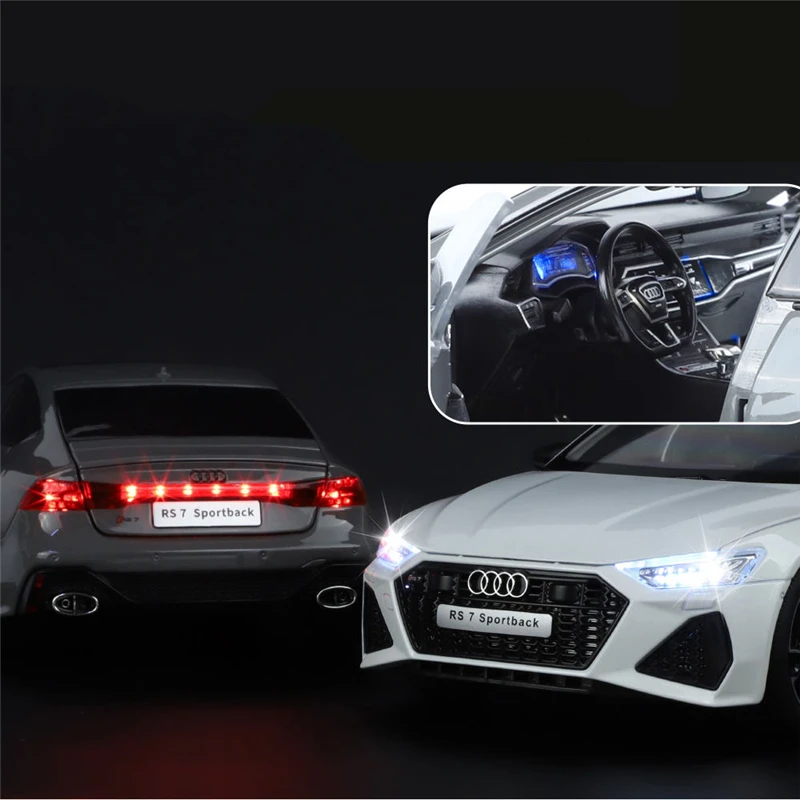 アウディ RS7 1/18 ブラック スペアホイール & リモートキー付き アウディ RS7 1/18 ブラック スペアホイール & リモートキー付き
