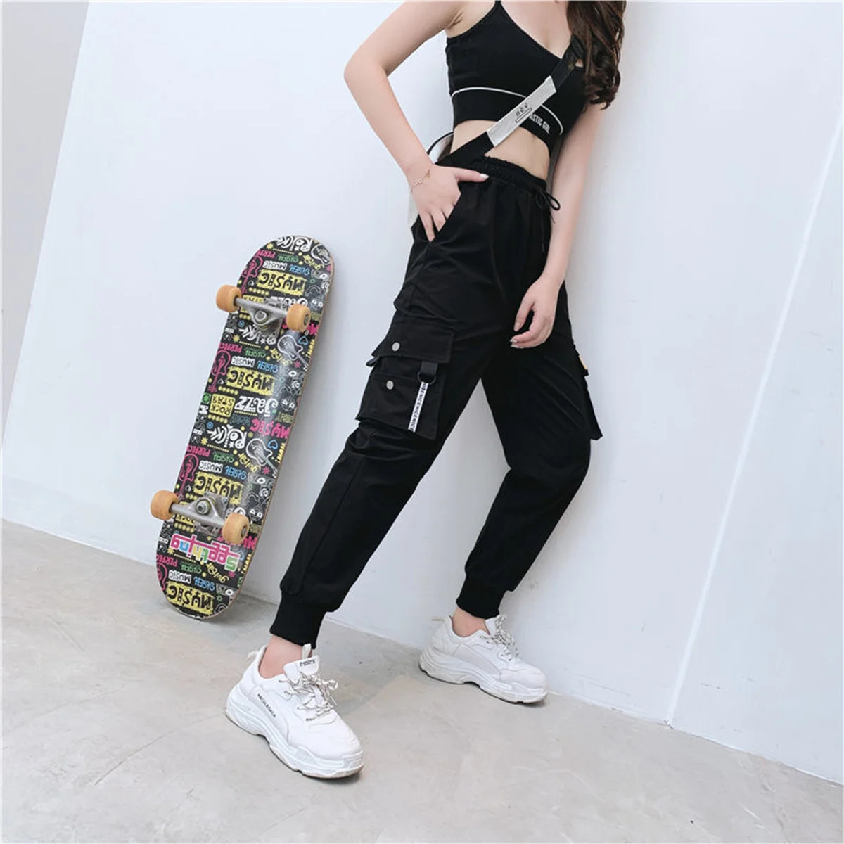 Black Cargo Pants Women Casual Joggers High Waist Loose Female Hip Hop Trousers Korean Punk Pants Funny Capri Streetwear Femme