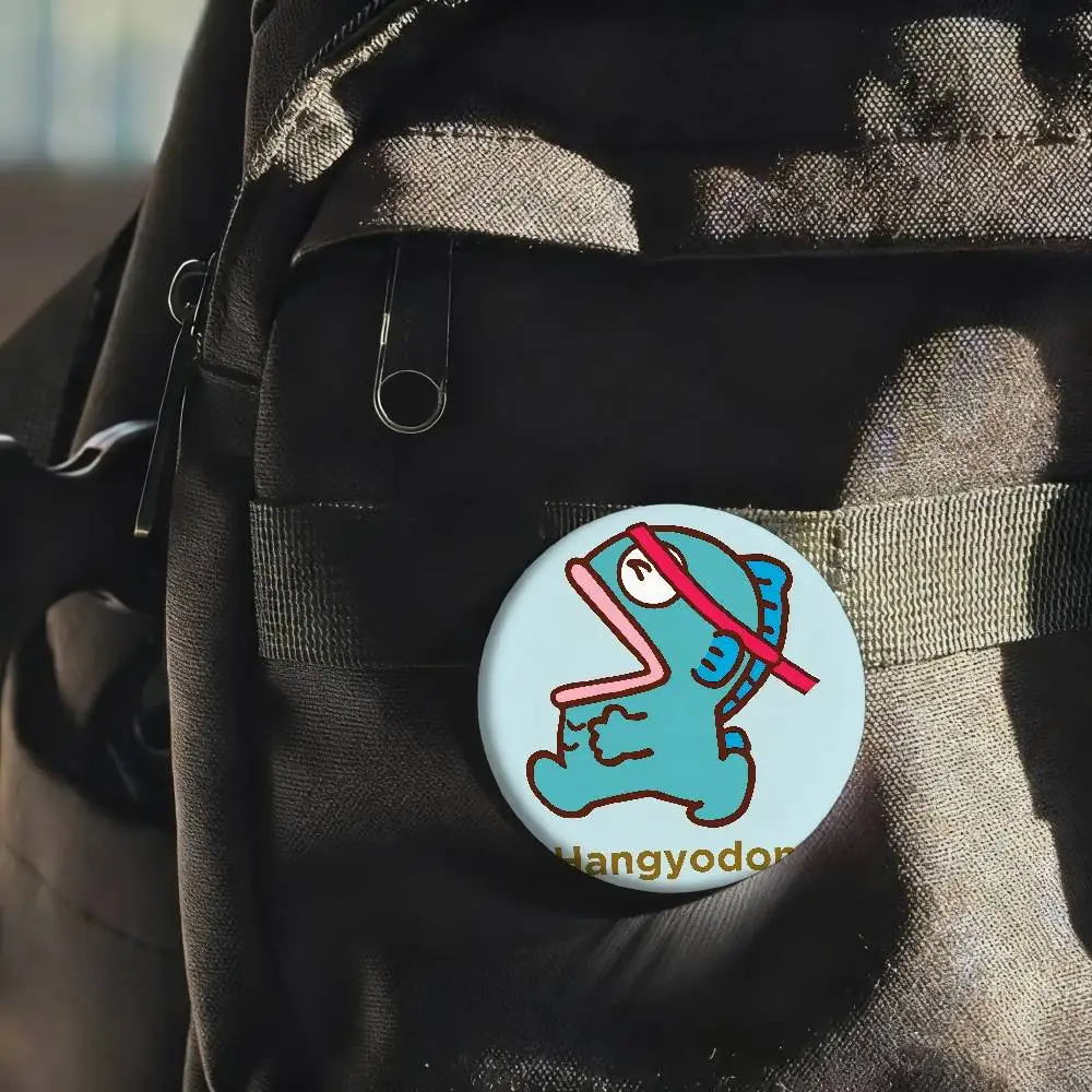 Handmade Hangyodon Cartoon Brooch – Cosplay Badge & Backpack Accessory