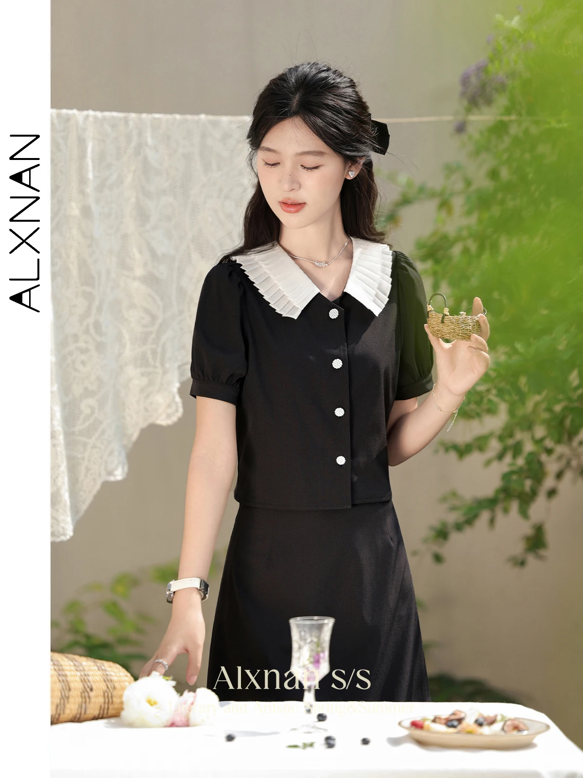 ALXNAN Summer Black Elegant Cropped Women's Shirt 2024 Lapel Short Sleeve Tops for Woman Button Up Shirts & Blouses New L35603