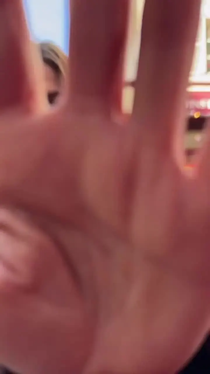 Женский укороченный жакет из ПУ кожи с отложным воротником и длинными рукавами