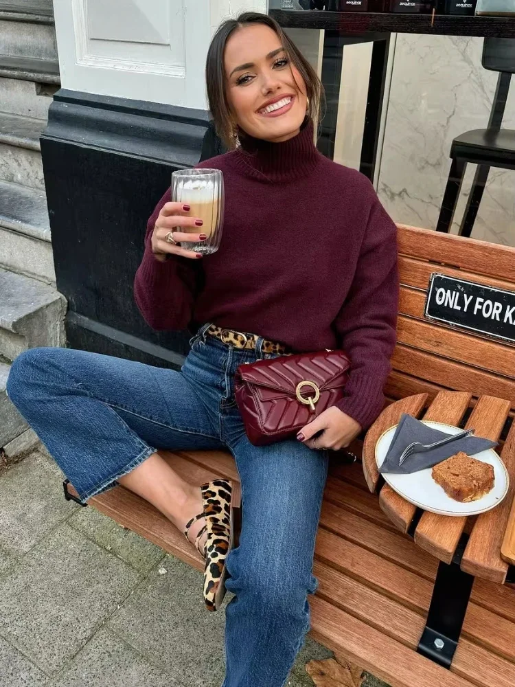 Vintage Women's Burgundy Turtleneck Sweater Casual Long Sleeves